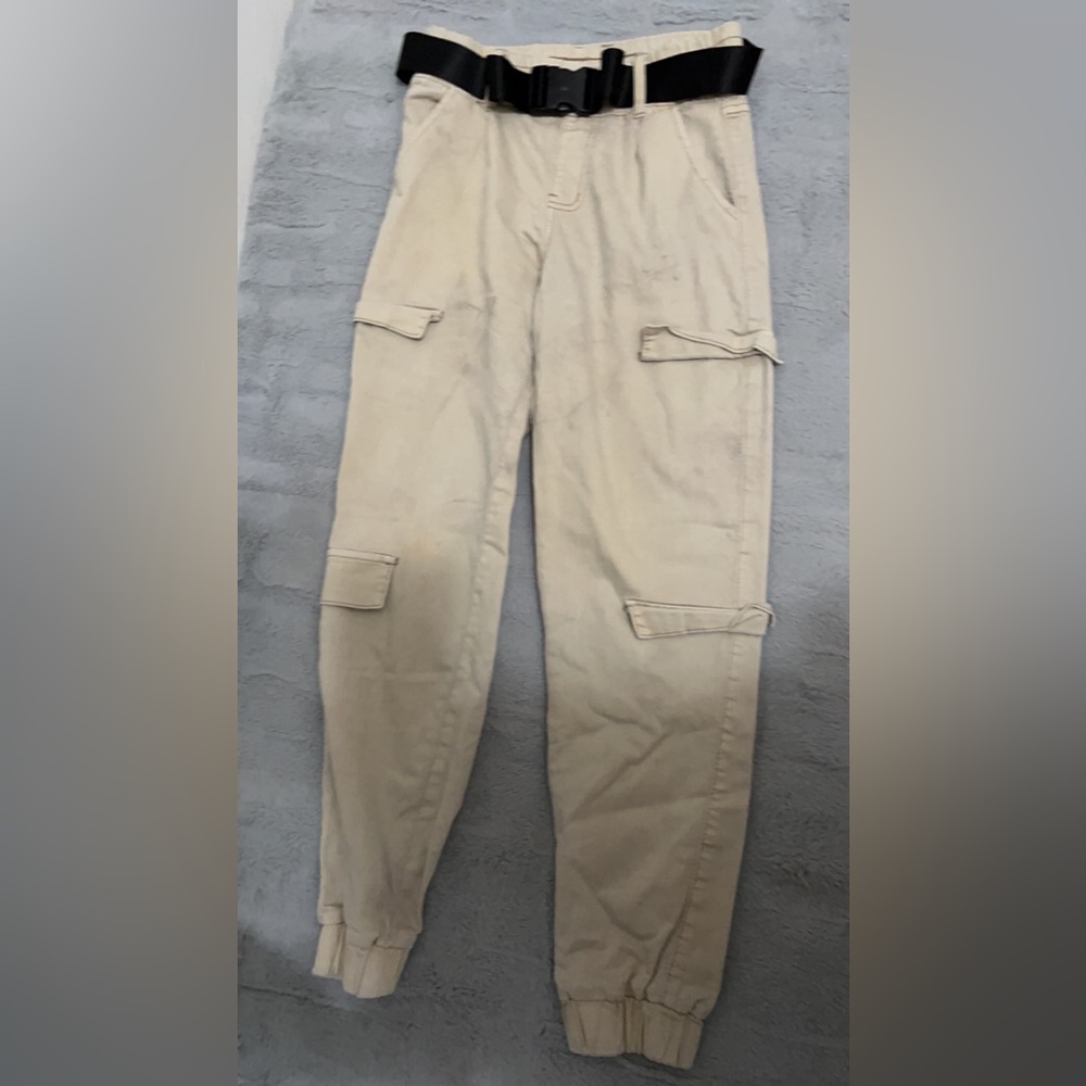 tan jogger jeans with belt,size3